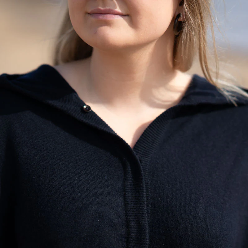 COLLEN & CLARE Fleur 100% Cashmere Hoodie in Navy Marl - Image 5