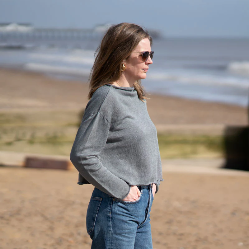 COLLEN & CLARE Pea Linen Crop Knit in Smoke - Image 3